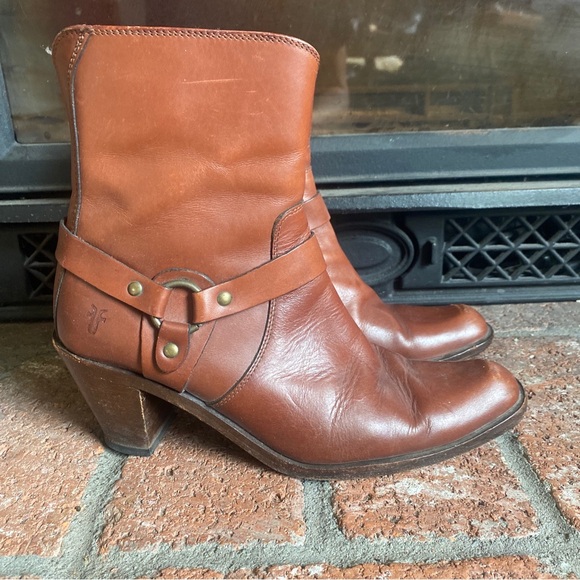 Frye Romy Ring Harness Leather Brown Boots Cowboy Cowgirl Moto SZ 8 - Picture 2 of 7